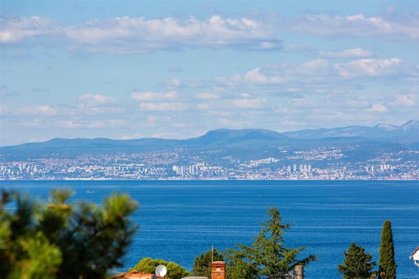 Apartment A2, for 6 persons