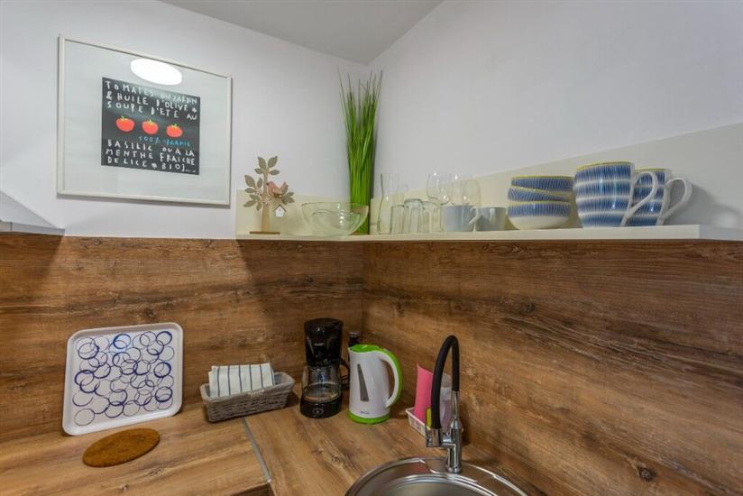 Room S1, for 2 persons