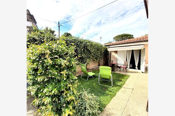 Room S1, for 2 persons