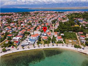 Beachfront accommodation North Dalmatian islands,BookSkundricFrom 174 €