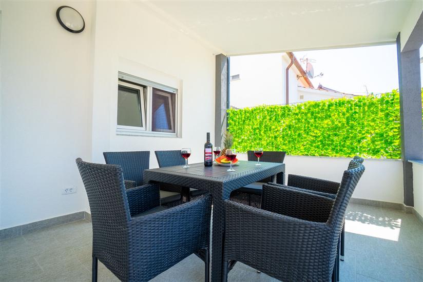 Apartment A2, for 5 persons