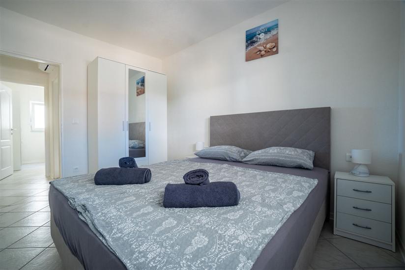 Apartment A2, for 5 persons