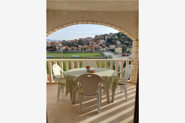 Apartment A2, for 6 persons