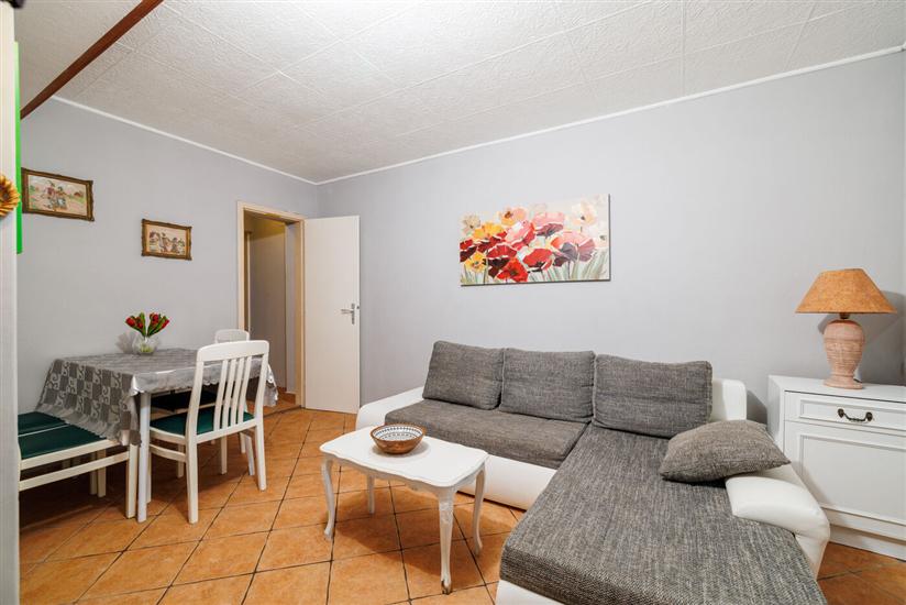 Apartment A2, for 3 persons