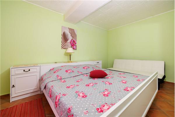 Apartment A2, for 3 persons