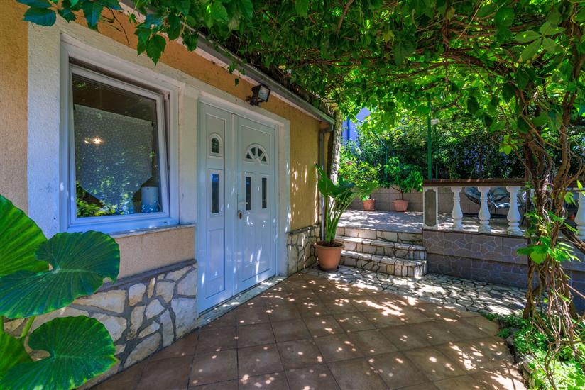 Apartment A2, for 3 persons