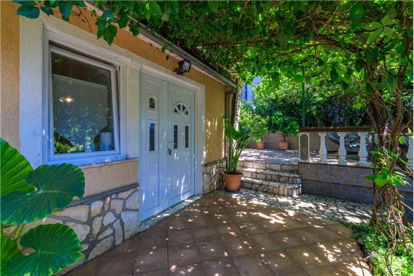 Apartment A2, for 3 persons