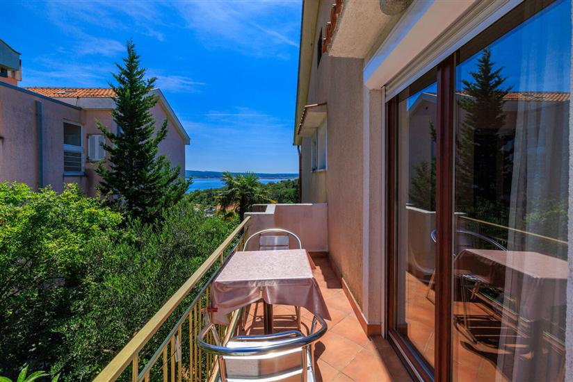 Room S1, for 2 persons