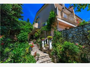 Apartments and Room Mirjana Dramalj (Crikvenica), Size 15.00 m2, Airline distance to the sea 100 m