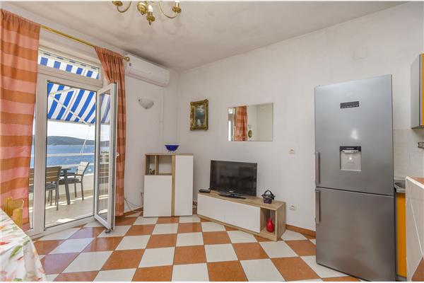Apartment A2, for 5 persons