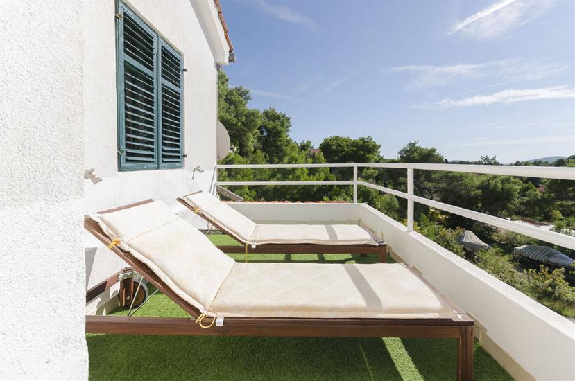 Apartment A2, for 5 persons