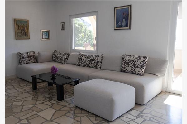 House K1, for 8 persons