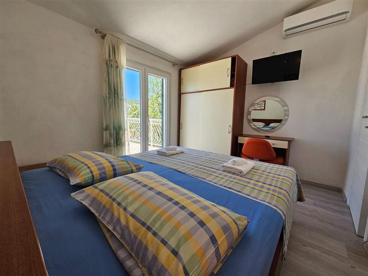 House K1, for 8 persons