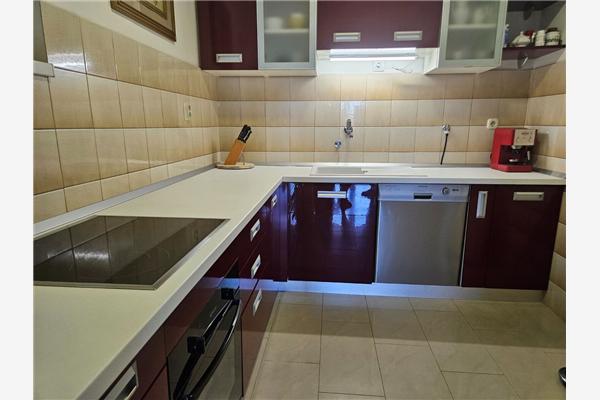 House K1, for 8 persons