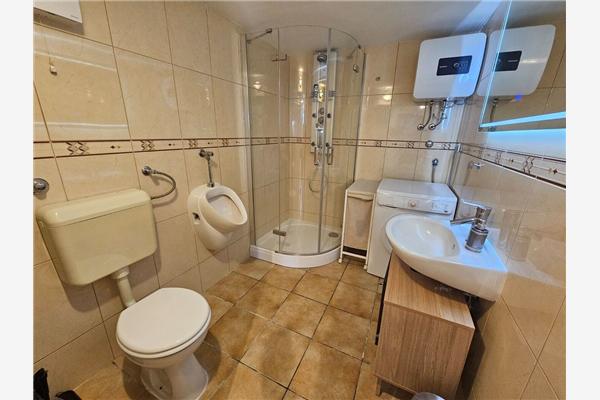 House K1, for 8 persons