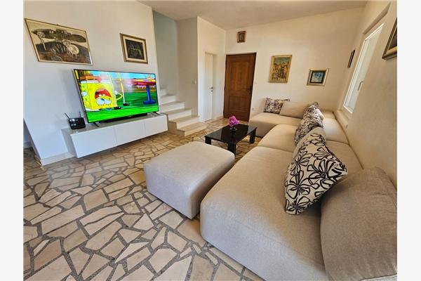 House K1, for 8 persons