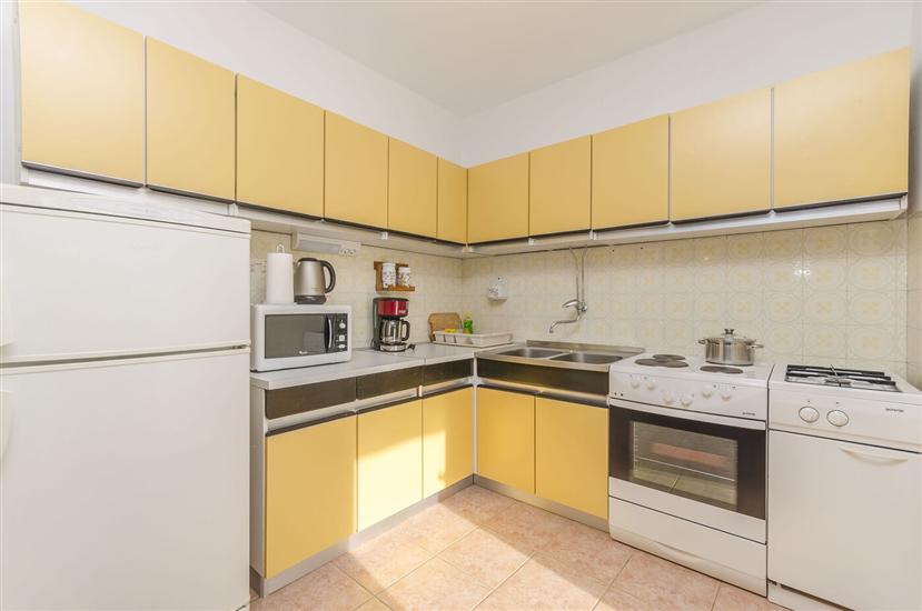 Apartment A1, for 6 persons