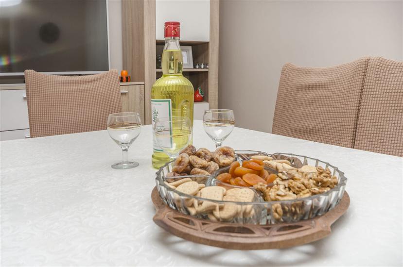 Apartment A1, for 6 persons