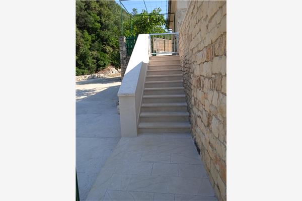 Hiša K1, na 3 osebe