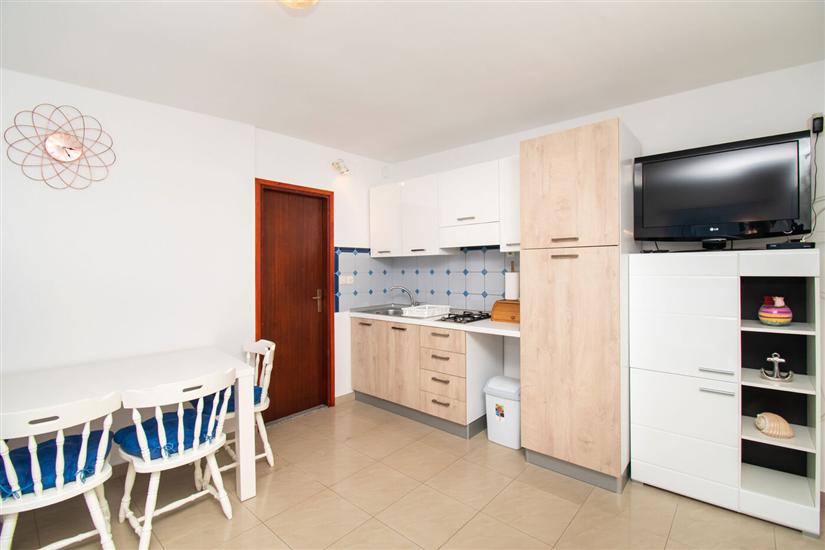 Apartment A2, for 4 persons