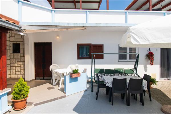 Apartment A2, for 4 persons