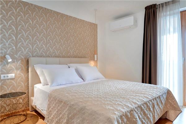 House K1, for 8 persons