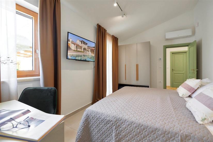 House K1, for 8 persons