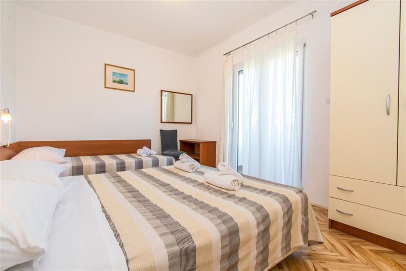 Apartment A2, for 8 persons