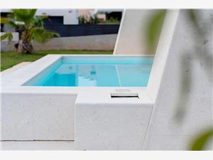 Villa Zadar riviera,BookApriliaFrom 593 €