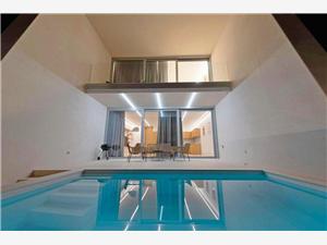 Villa Aprilia Zadar riviera, Size 170.00 m2, Accommodation with pool, Airline distance to the sea 60 m