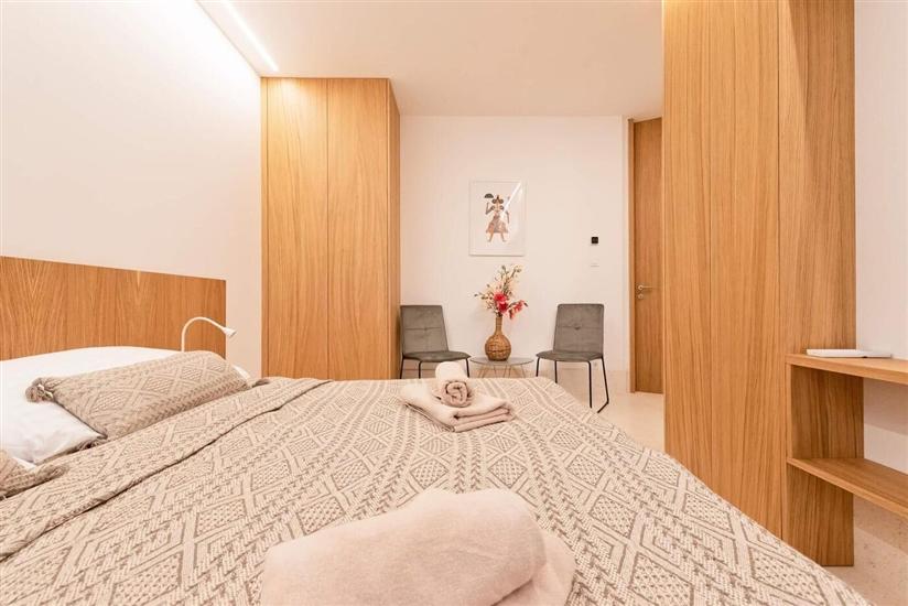 House K1, for 8 persons