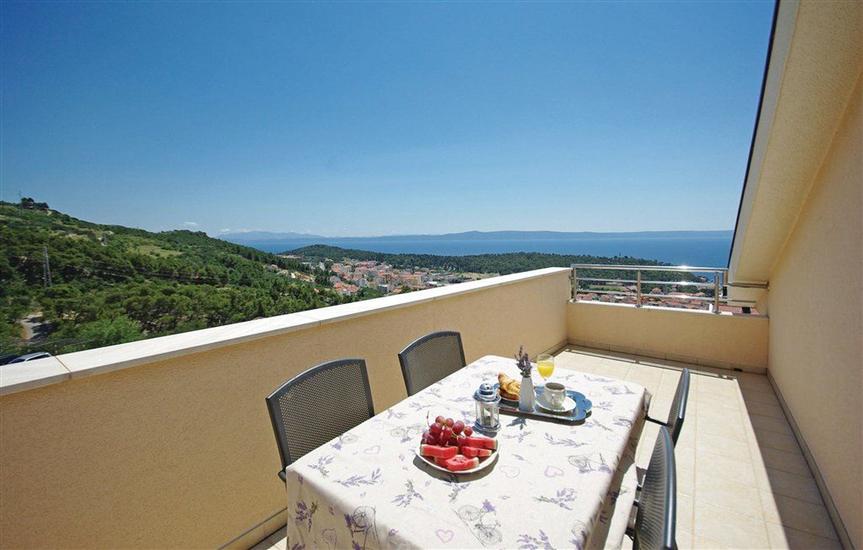 Apartment A1, for 5 persons