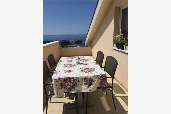 Apartment A1, for 5 persons