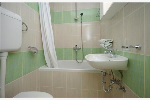 Apartment A2, for 5 persons