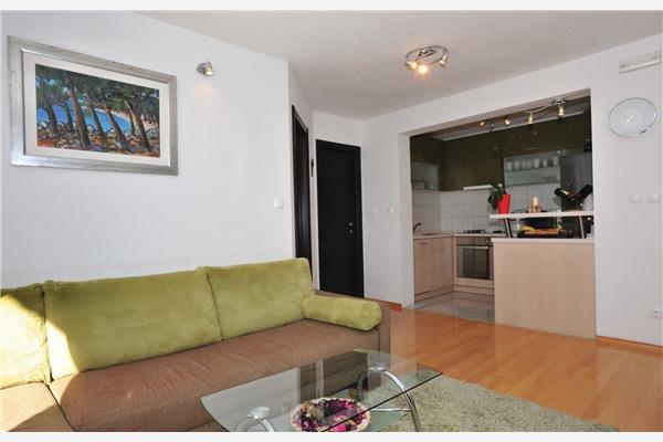 Apartment A2, for 5 persons
