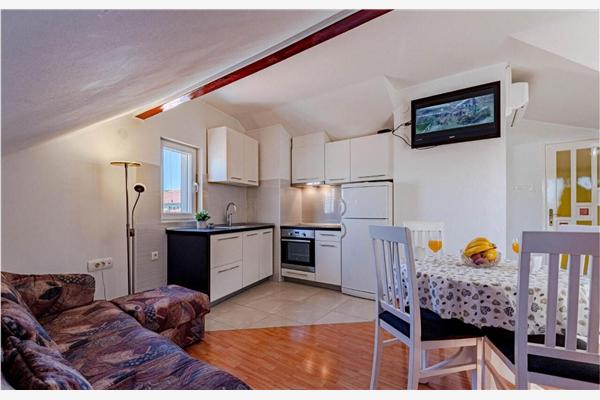 Apartment A1, for 4 persons