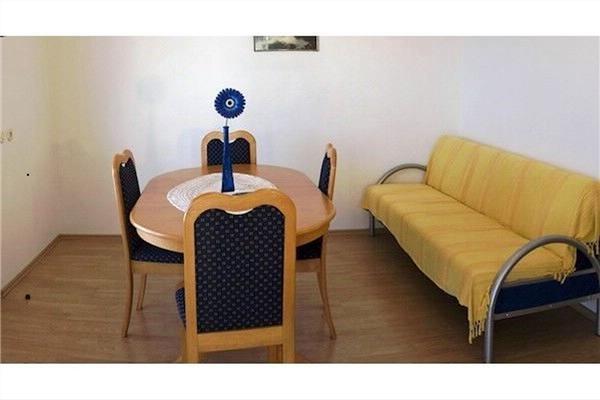 Apartment A2, for 3 persons