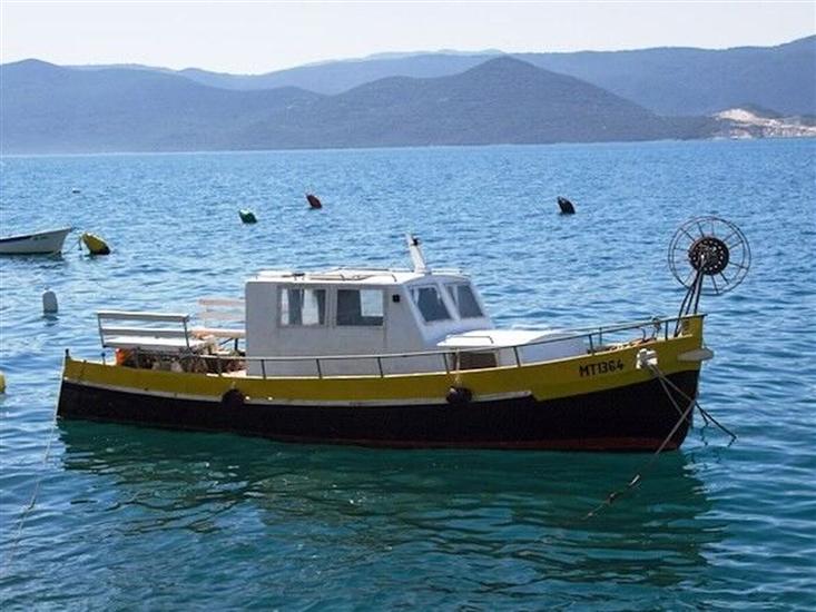 Apartments and Rooms Florijan