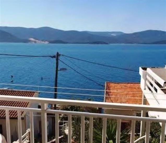 Apartments and Rooms Florijan