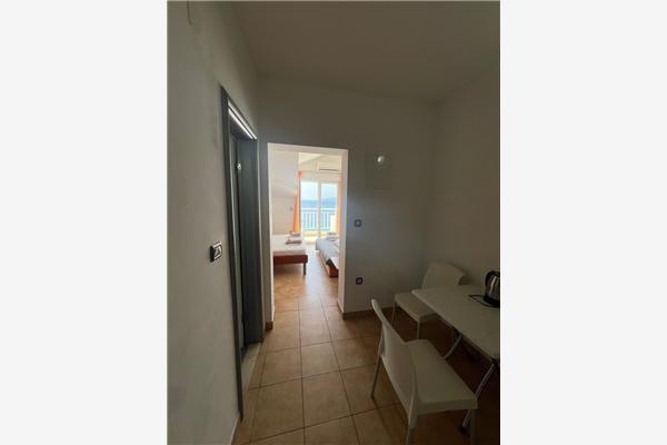 Apartment A2, for 3 persons