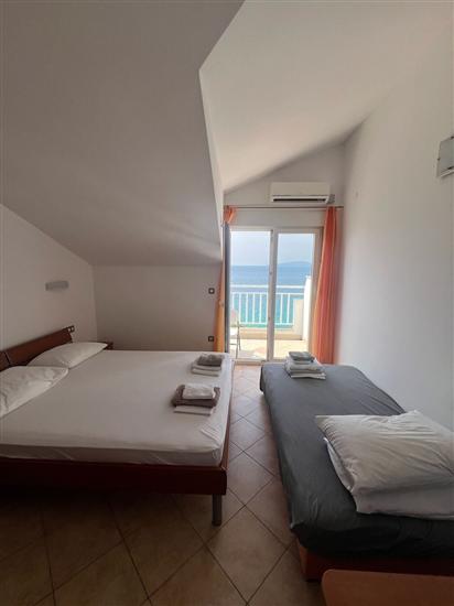 Apartment A2, for 3 persons