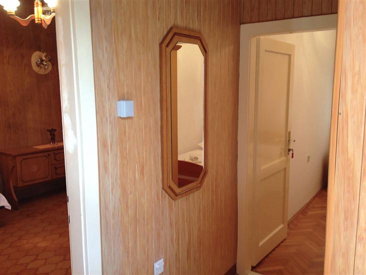 Apartment A1, for 5 persons