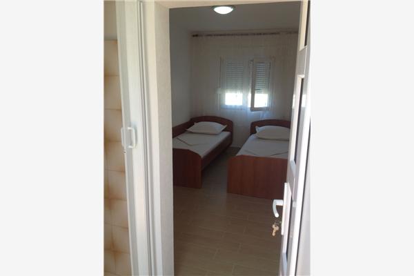 Apartment A2, for 7 persons
