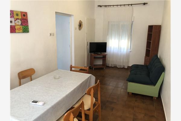 Apartment A2, for 7 persons