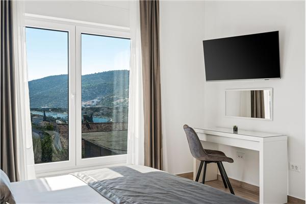 House K1, for 10 persons