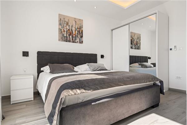 House K1, for 10 persons