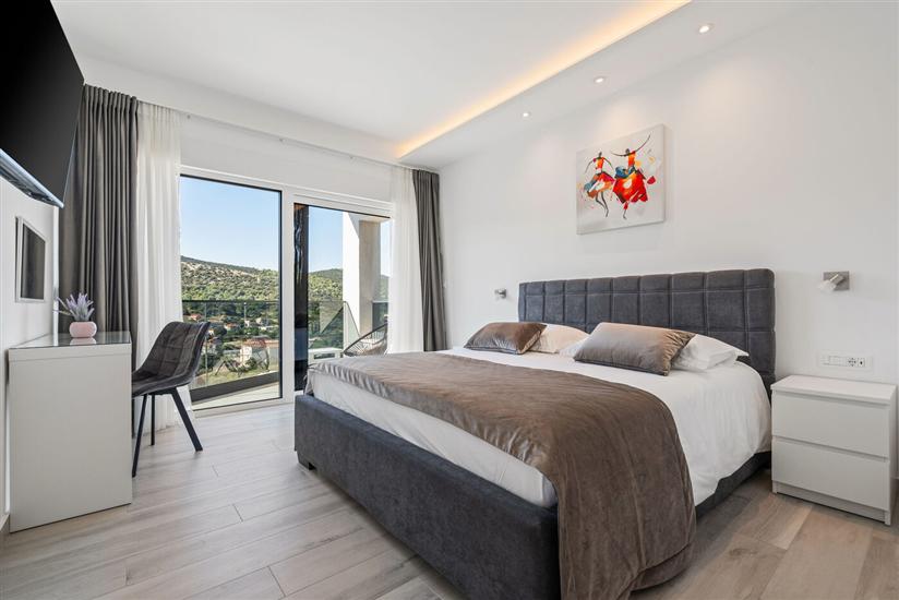 House K1, for 10 persons