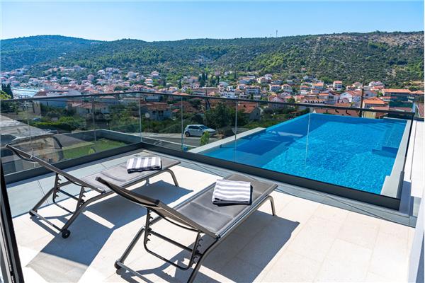 House K1, for 10 persons