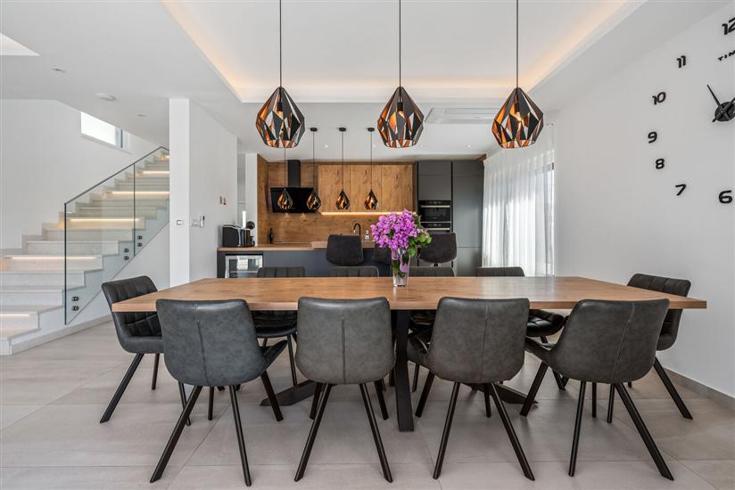 House K1, for 10 persons