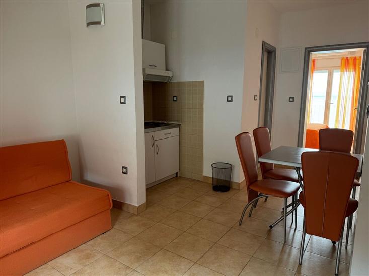 Apartment A4, for 4 persons